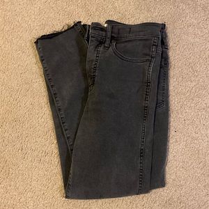 Madewell Stovepipe Jeans in Banberry Wash: Raw-Hem Edition